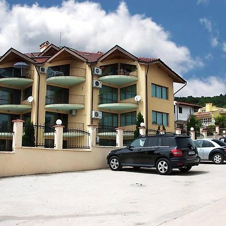 Luxury Seaview 2-Bedroom Apartments Blue Elephant Balchik Esterno foto