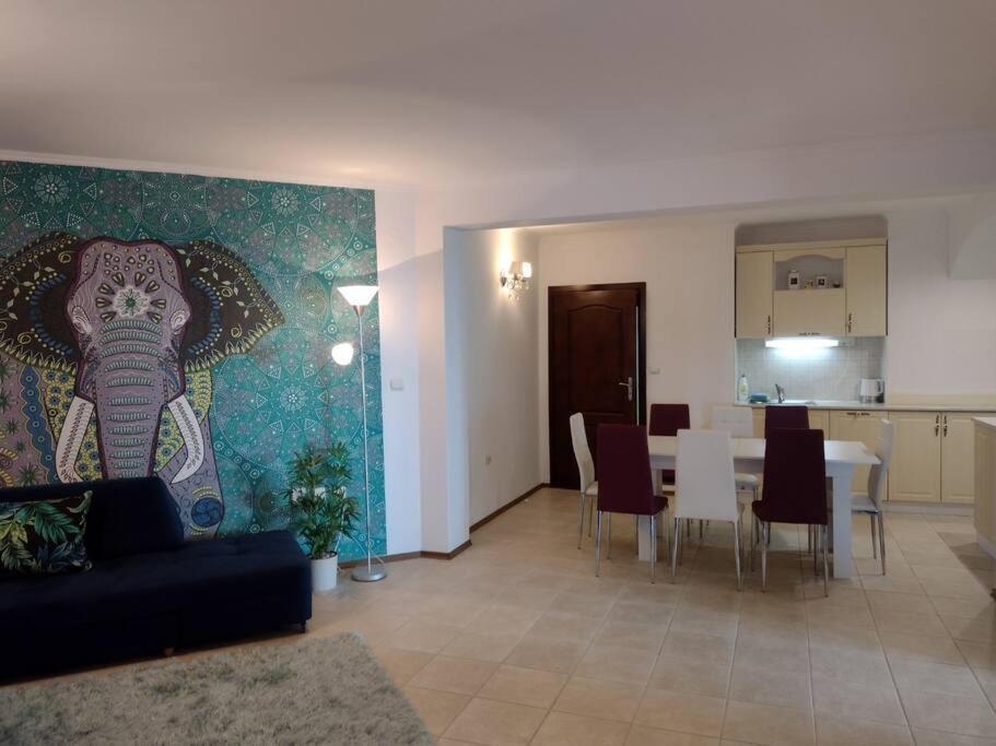 Luxury Seaview 2-Bedroom Apartments Blue Elephant Balchik Esterno foto