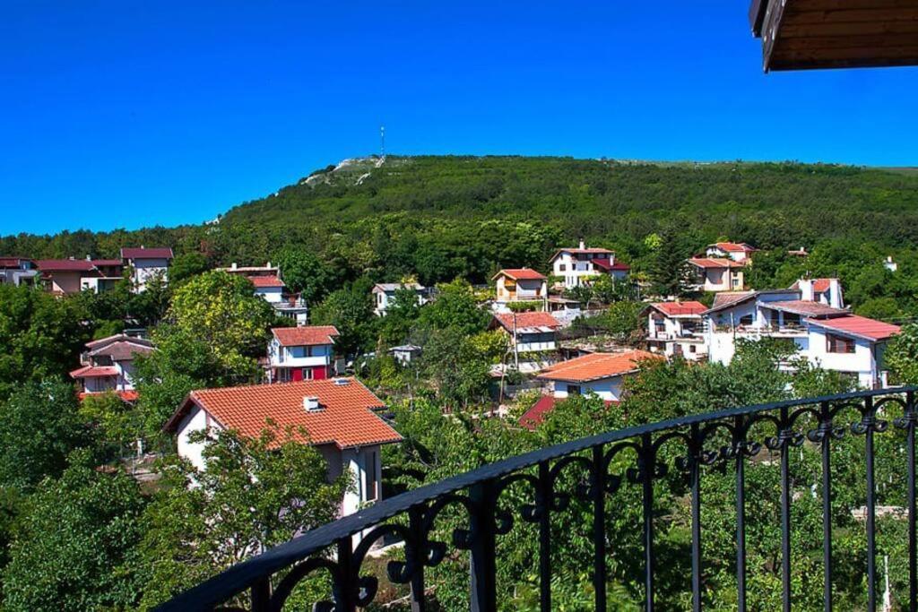 Luxury Seaview 2-Bedroom Apartments Blue Elephant Balchik Esterno foto